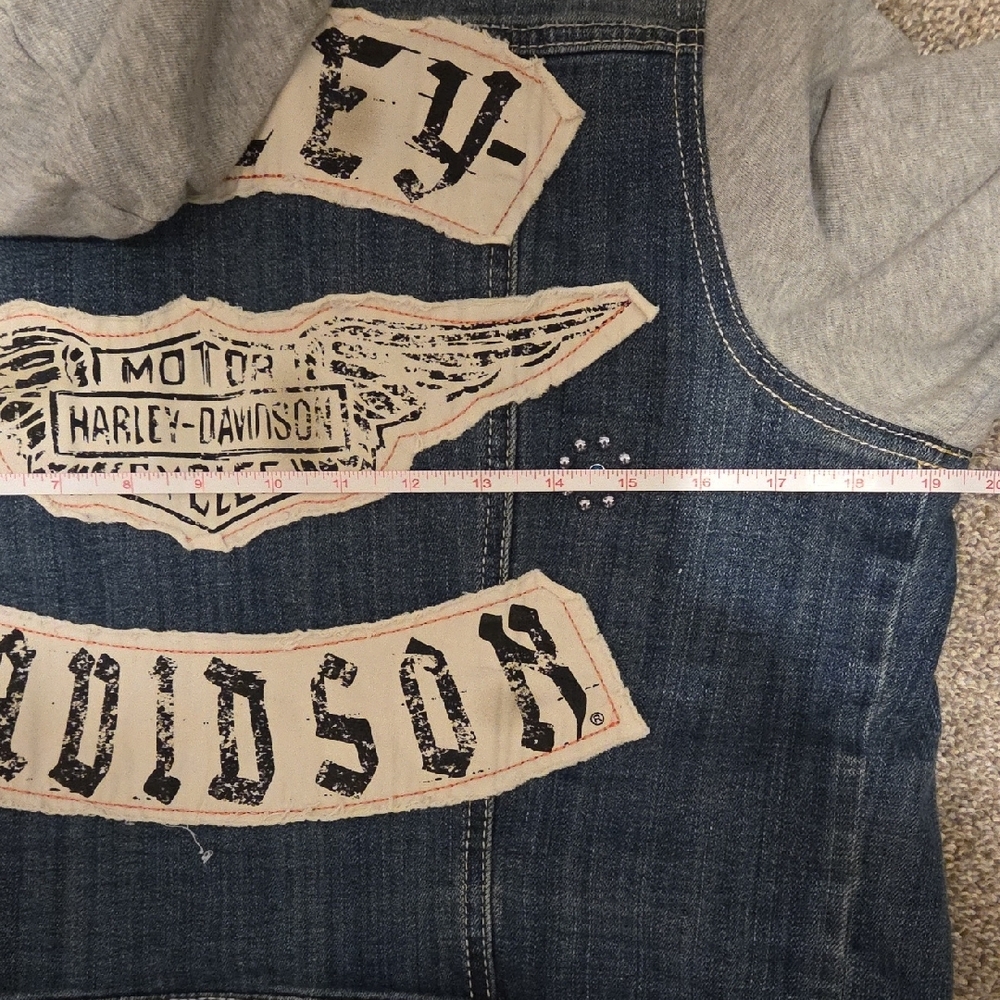 Harley-Davidson Denim Jacket with Gray Sleeves - Picture 6 of 6